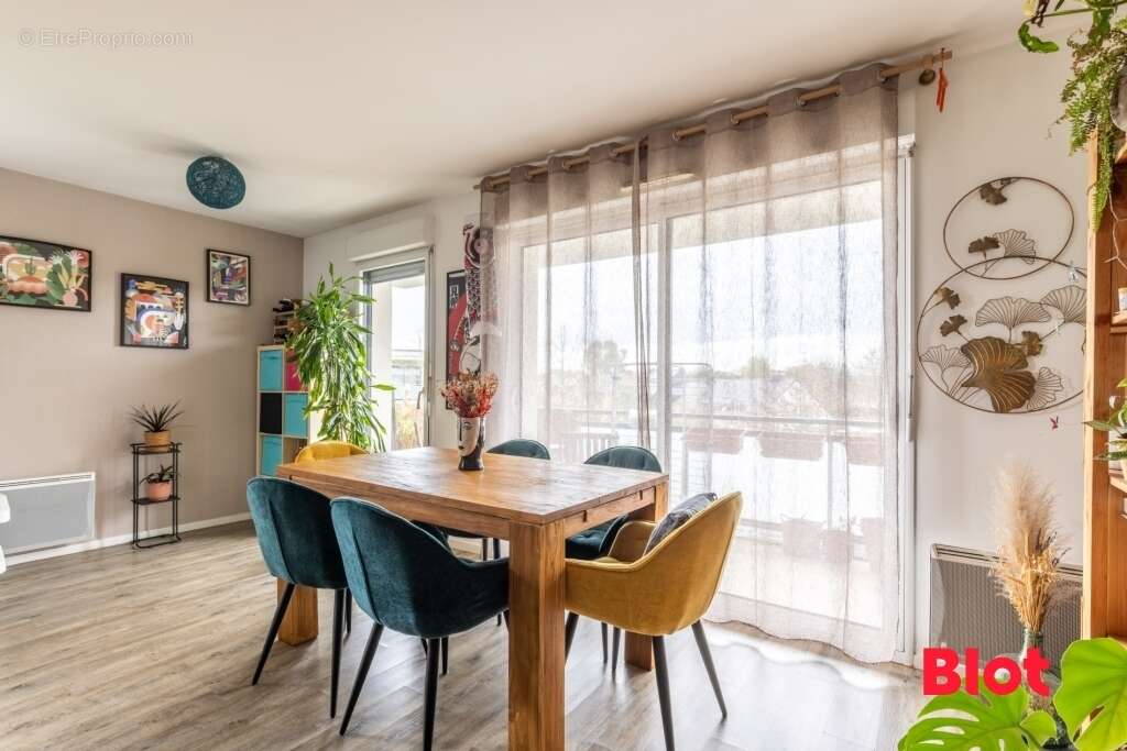 Appartement à VERN-SUR-SEICHE