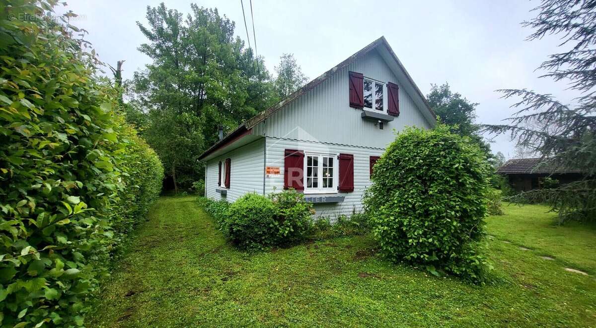 Maison à CAVRON-SAINT-MARTIN
