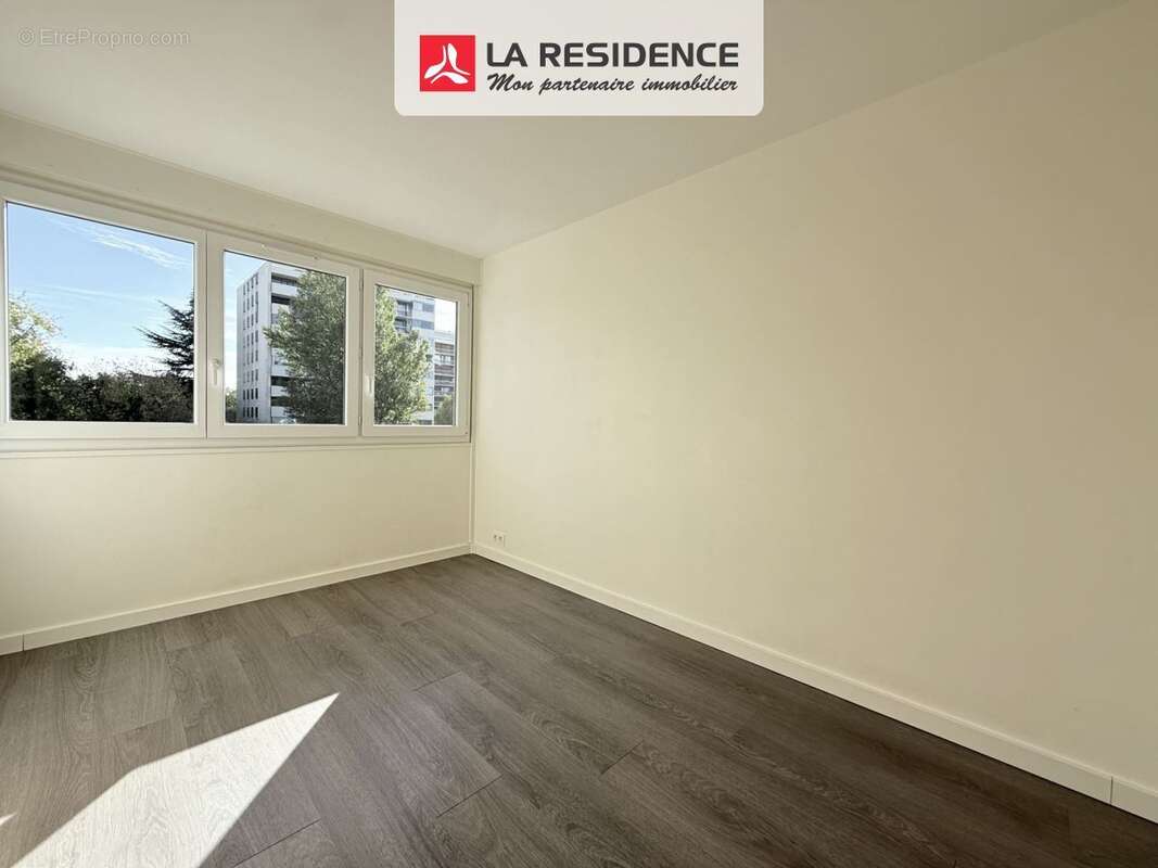 Appartement à VELIZY-VILLACOUBLAY