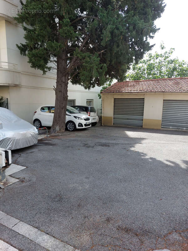 Parking à NICE