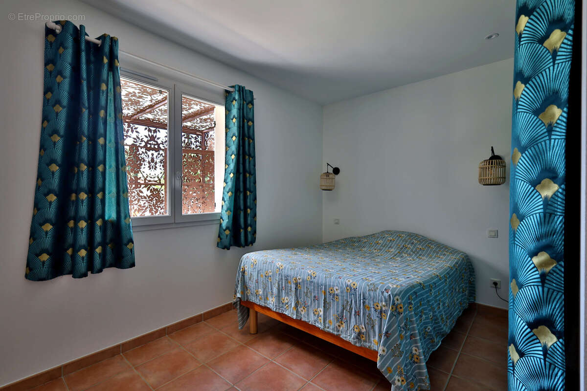Maison Type 3 - 105m2 habitables  dont un studio de 30m2 - Terrain 1103 m2 - photo 13