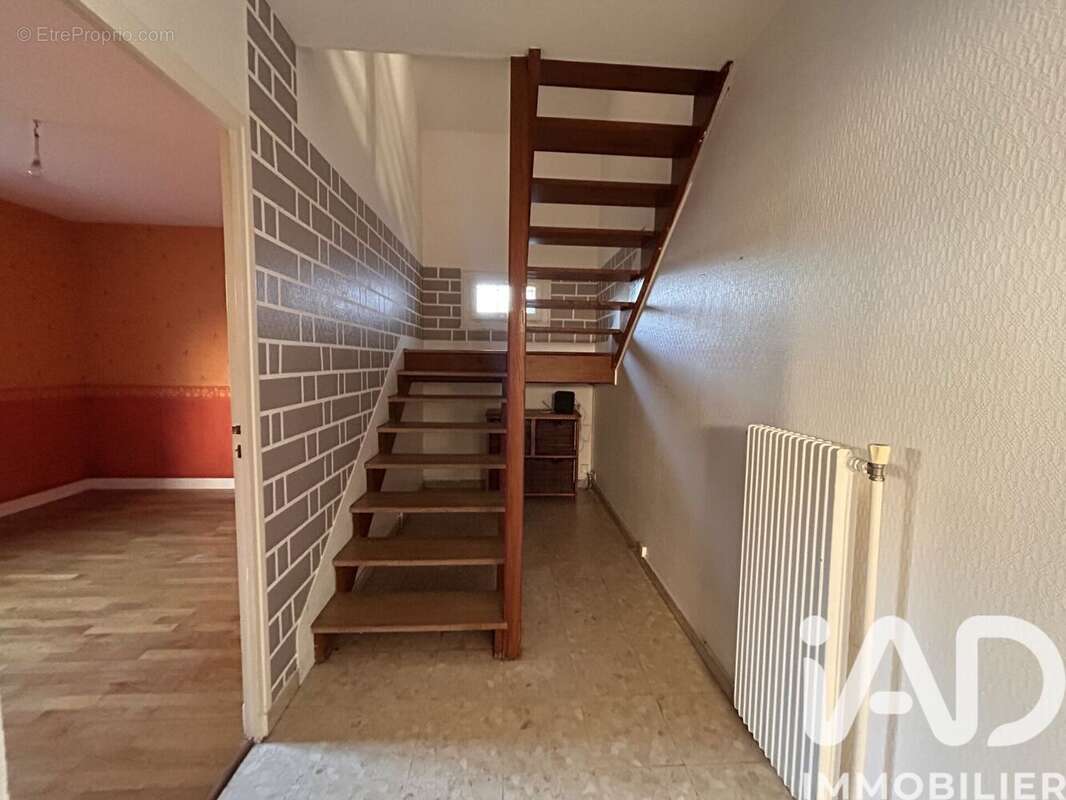 Maison 120 m² à Montlucon  - photo 7