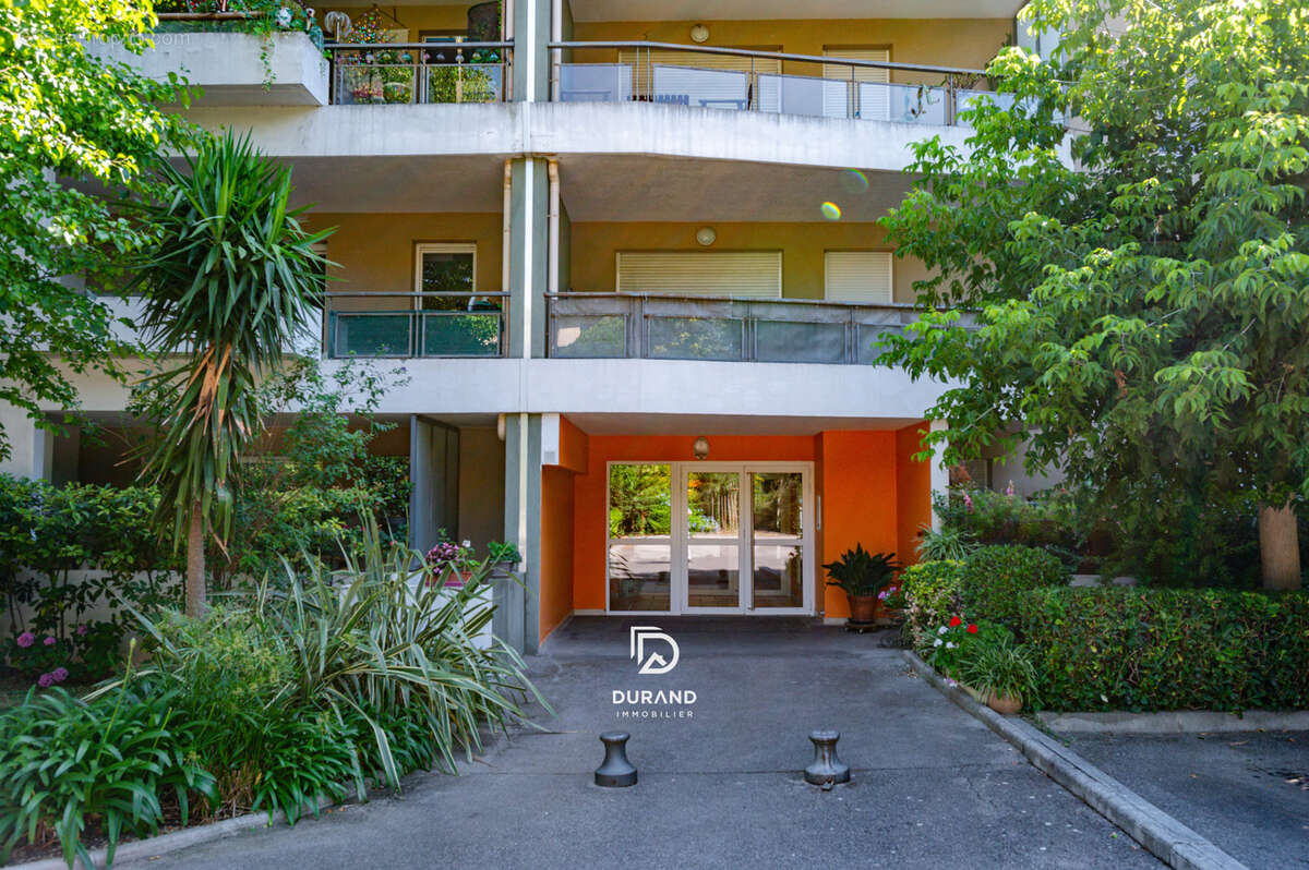 Appartement à MARSEILLE-9E