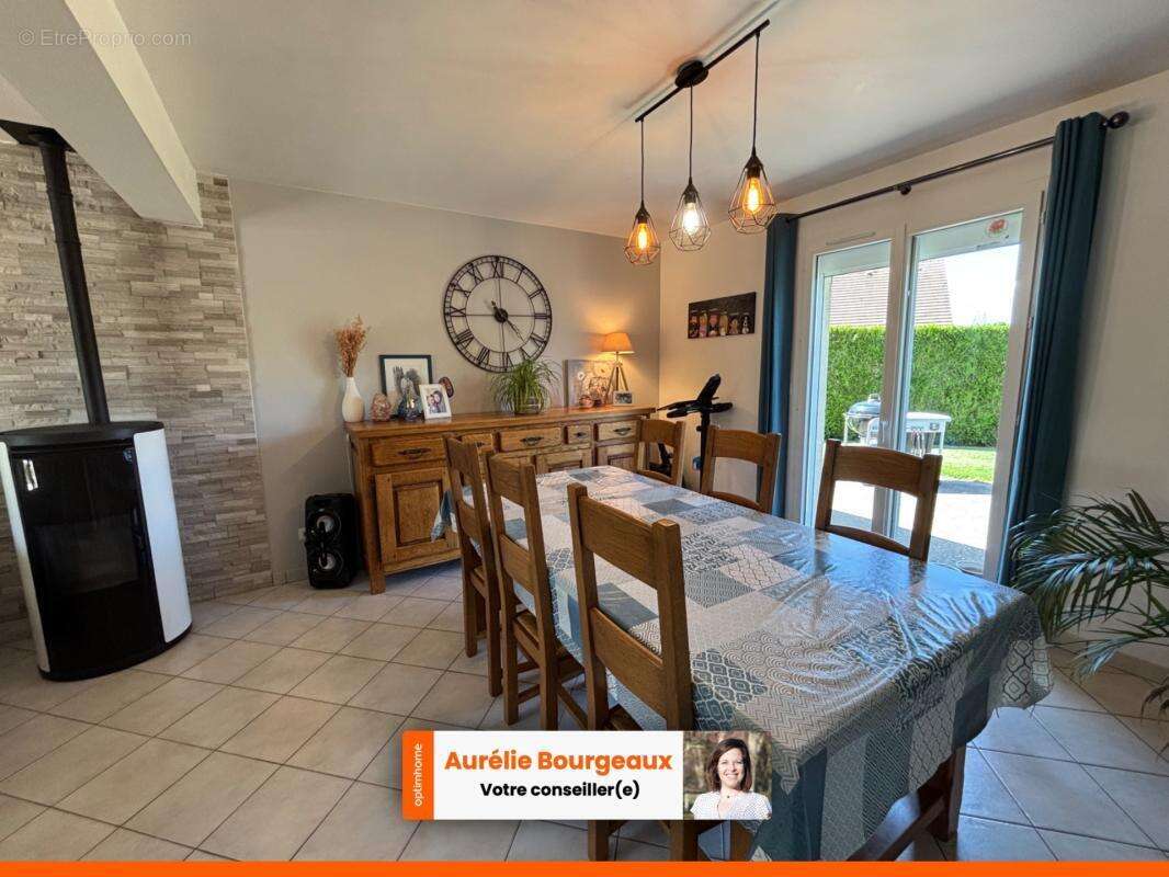 Charmante maison SACQUENVILLE (27), 4 chambres + 1 bureau - Sous offre - non disponible à la vente - - photo 8