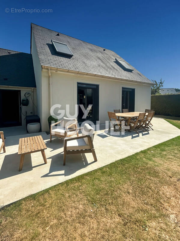 Maison à SAINT-GERMAIN-LA-BLANCHE-HERBE