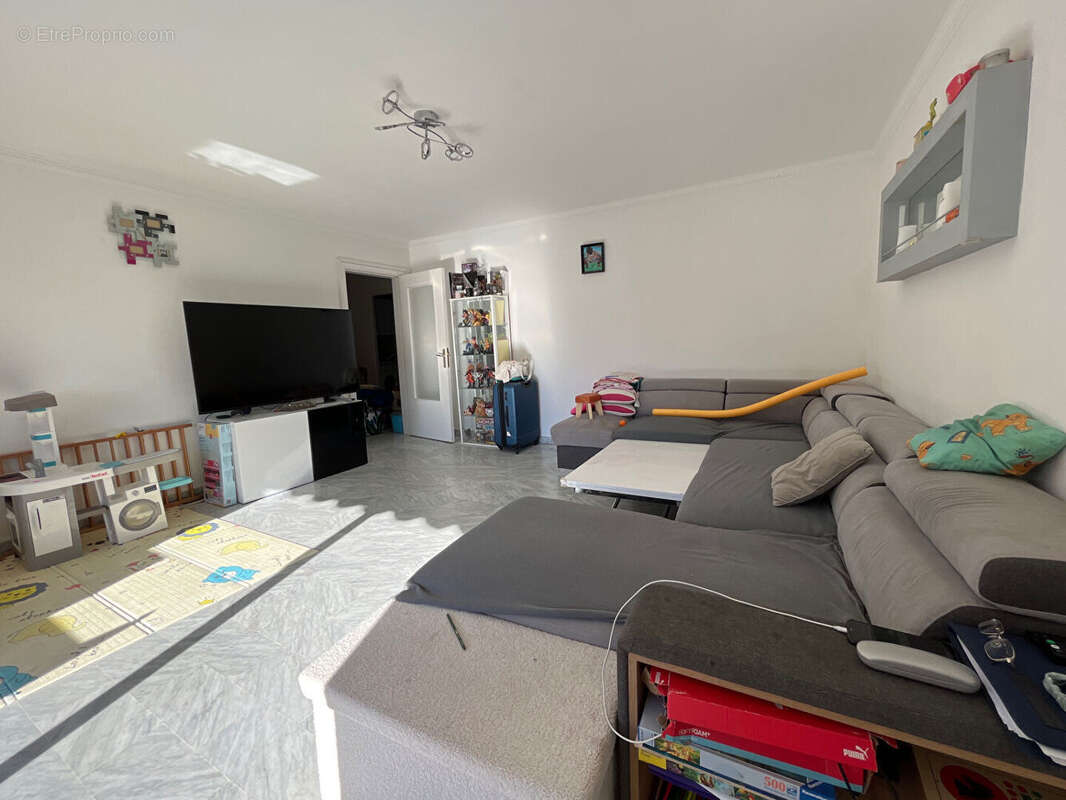 Appartement à CAGNES-SUR-MER