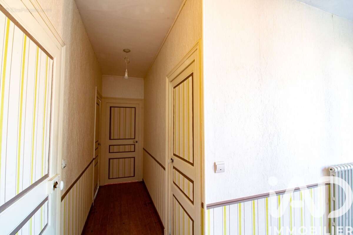Photo 9 - Maison à CORBEILLES