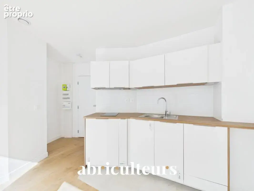 Bel appartement rénové et lumineux dans un quartier recherché du 18ème arrondissement - photo 6