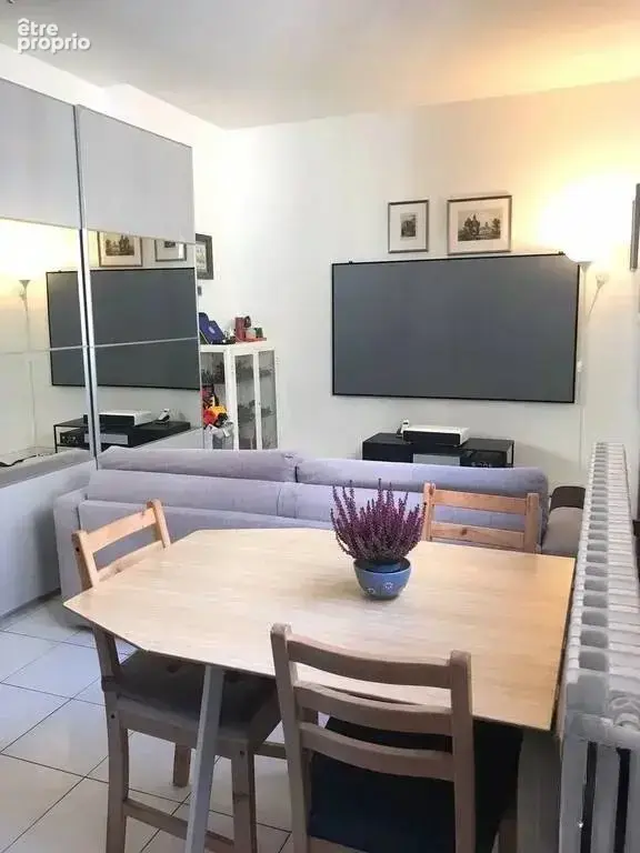 PARIS 13e – BUTTE-AUX-CAILLES – Grand studio de 40 m² au 1er étage sur cour, au calme, sans travaux - photo 5