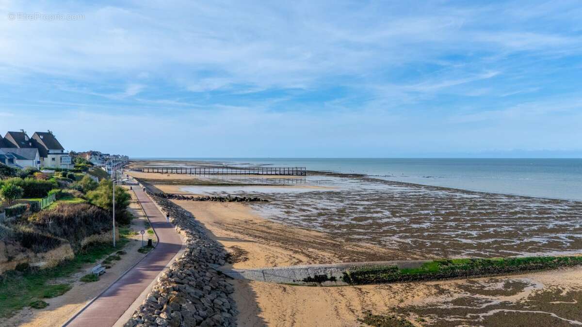 Maison à LUC-SUR-MER