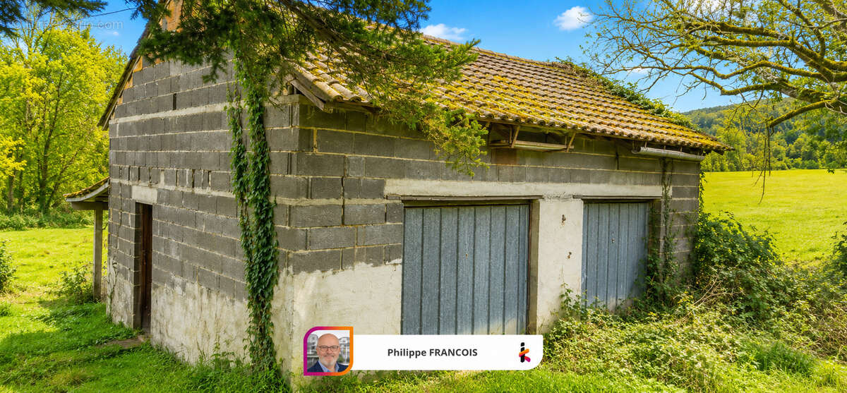 Maison avec volumes et dépendances dans un environnement privilégié - photo 19