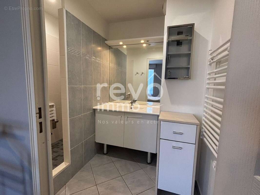 Appartement à SAINT-ANDRE-DE-CORCY