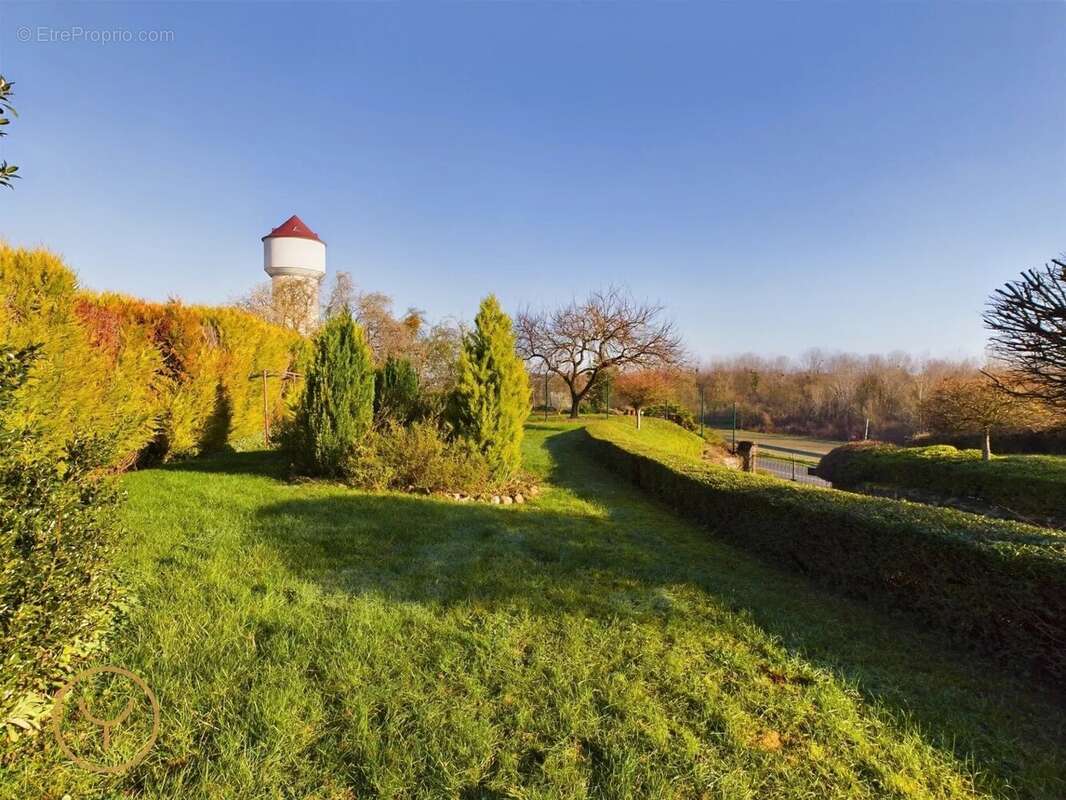 Maison à MARCILLY-SUR-SEINE