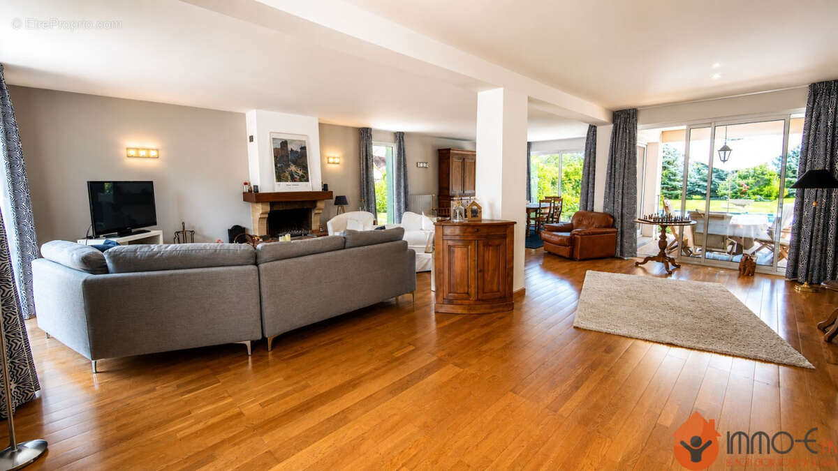 Maison à LA HOUSSAYE-EN-BRIE
