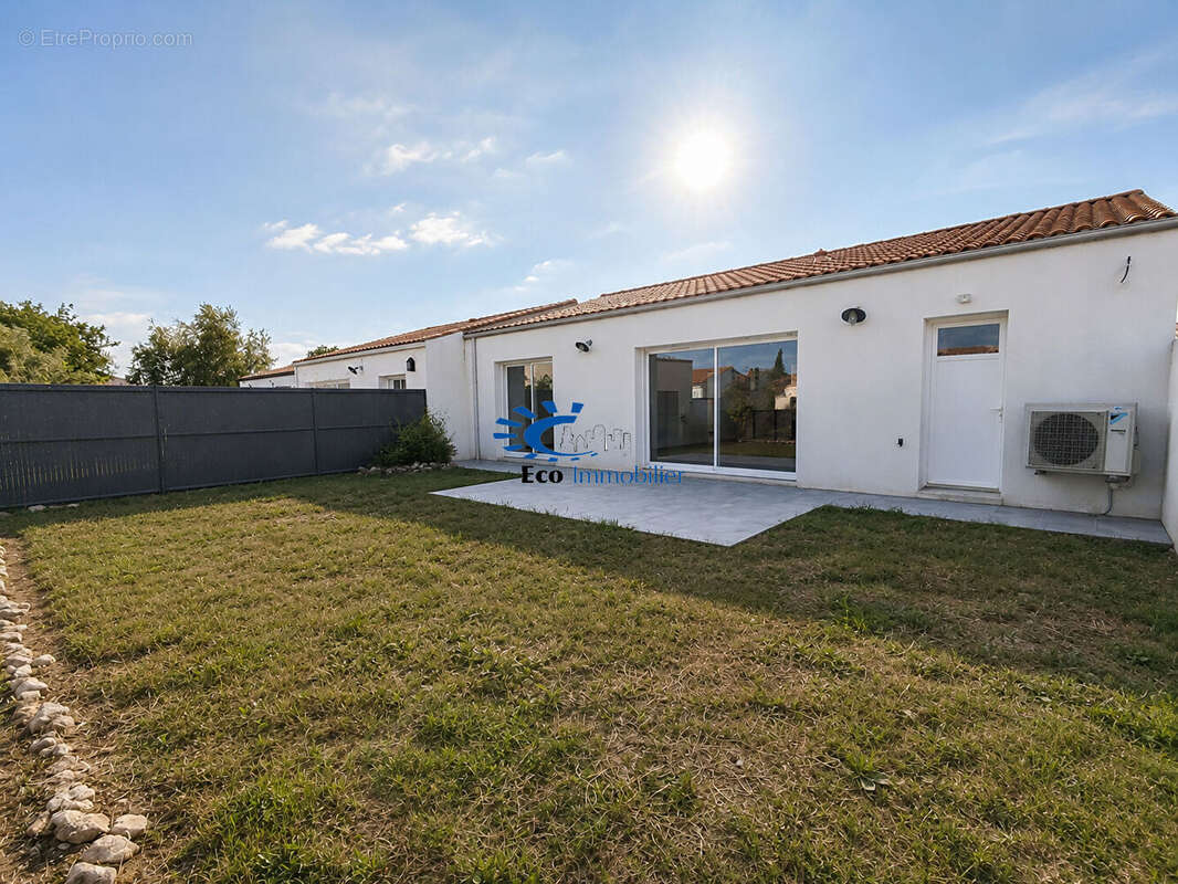 Maison à AIGREFEUILLE-D'AUNIS