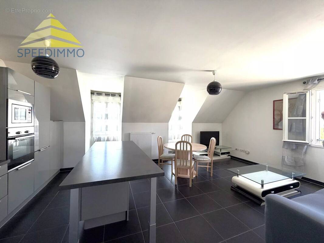 Appartement à PERIGNY