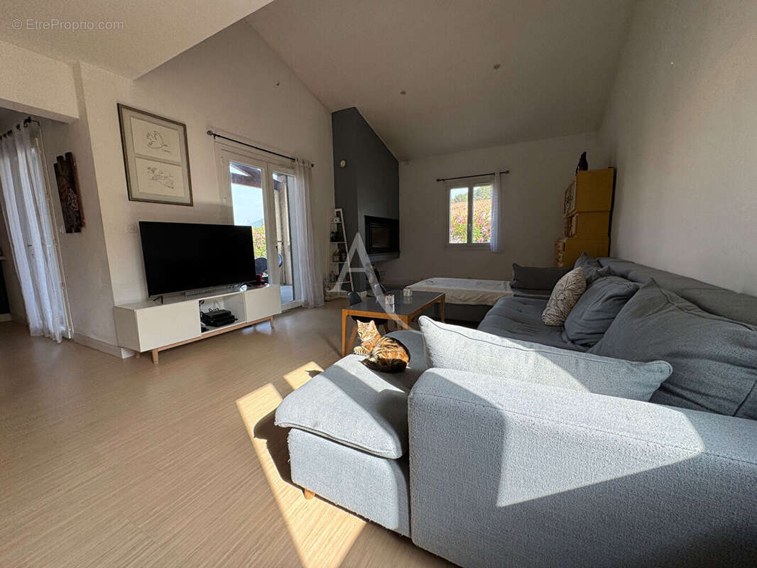 Spacieuse maison familiale de 146 m² à Cournanel - photo 14