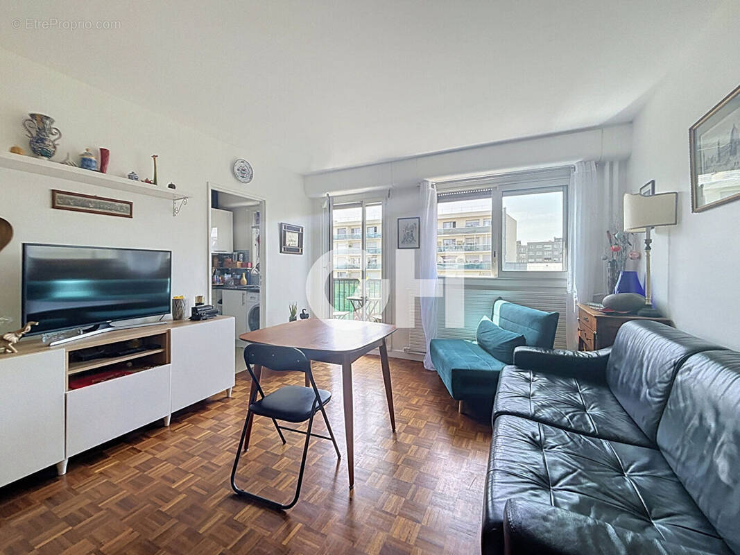 Appartement à PARIS-20E