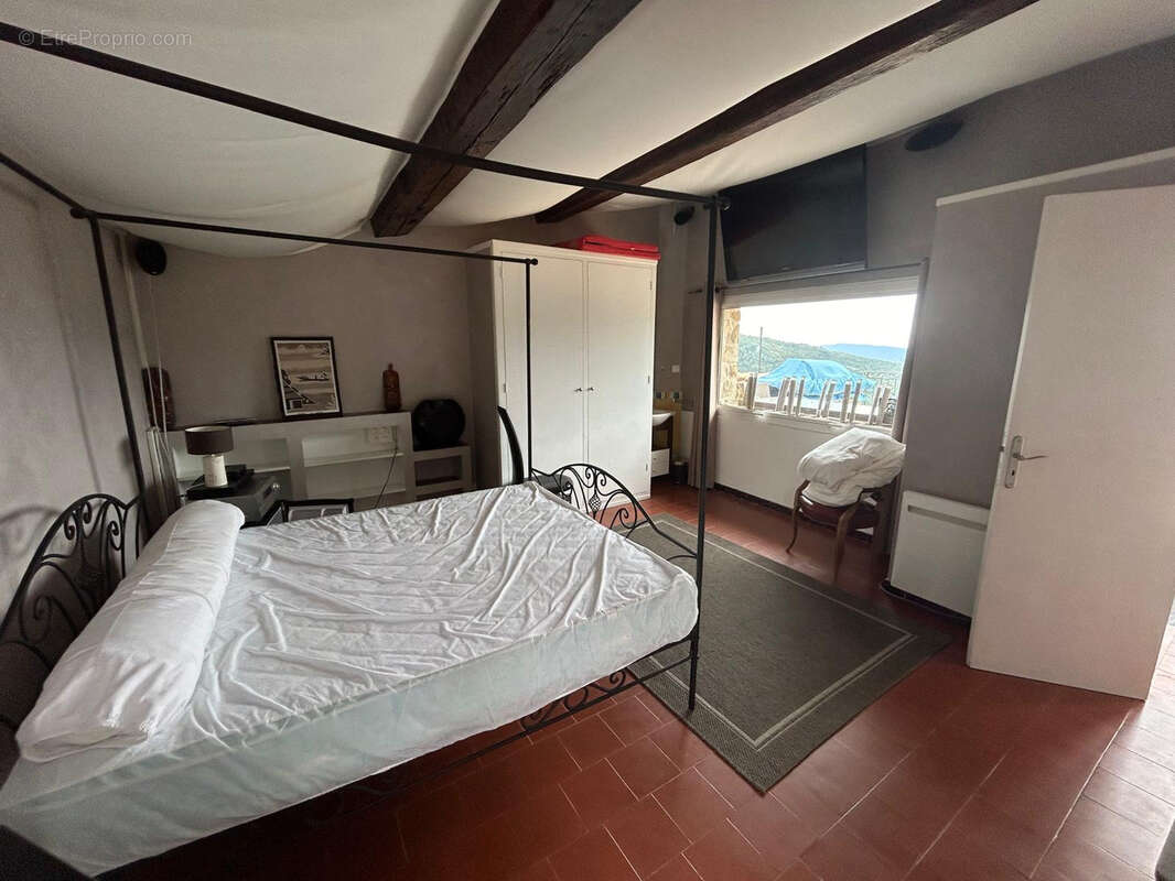 Appartement à COARAZE