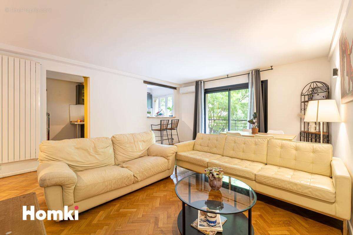 Appartement à MARSEILLE-6E