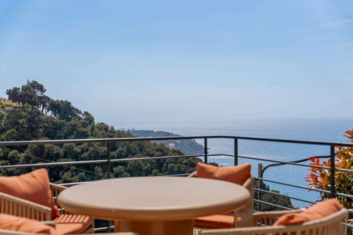 Maison à ROQUEBRUNE-CAP-MARTIN