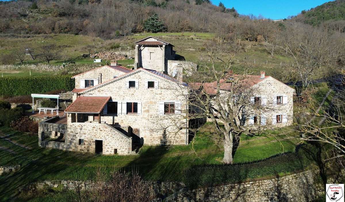 Maison à BOZAS