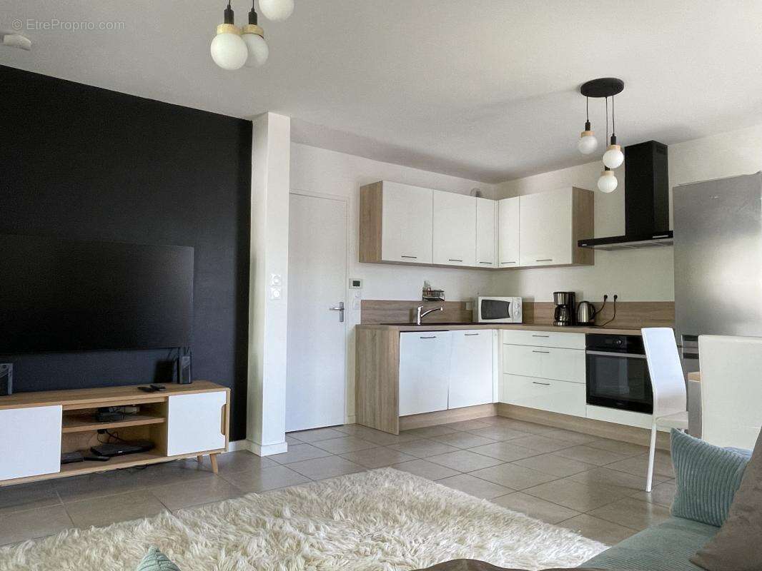 Appartement à SATHONAY-CAMP