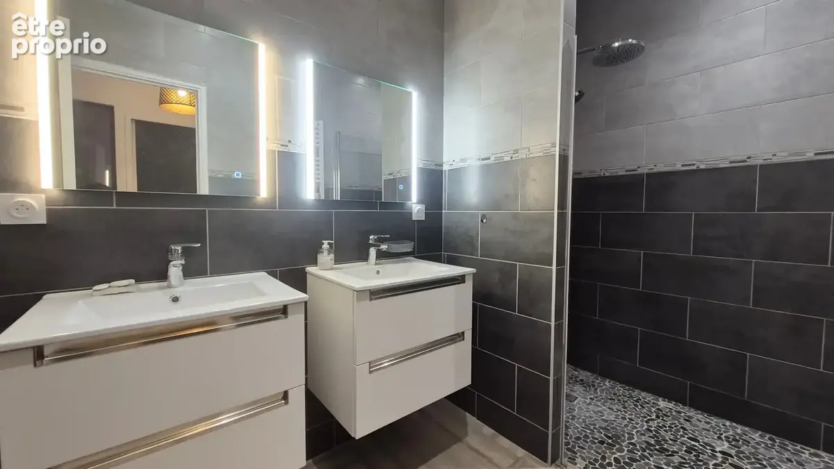 ESPALION, appartement coeur de ville, rez-de-jardin - photo 12