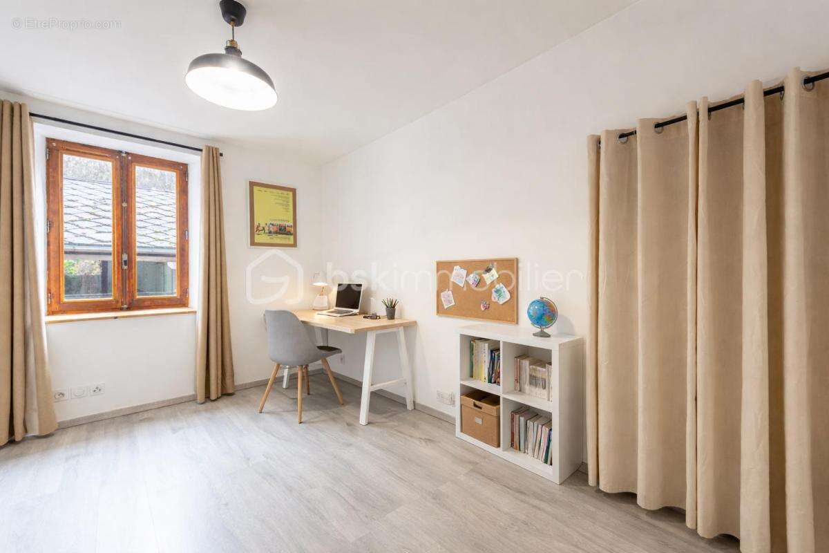 Appartement à ALBY-SUR-CHERAN