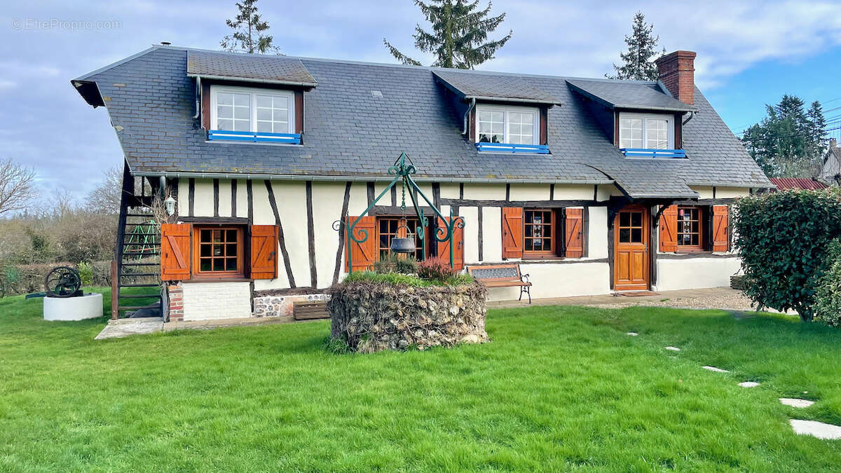 Maison à LA HOUSSAYE