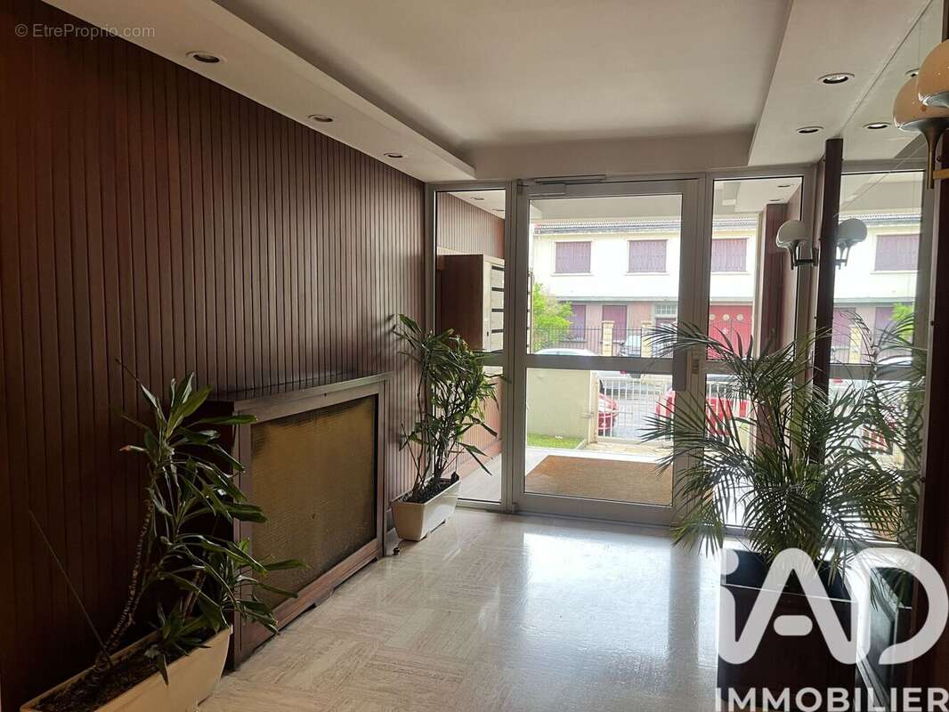 Photo 2 - Appartement à DRANCY