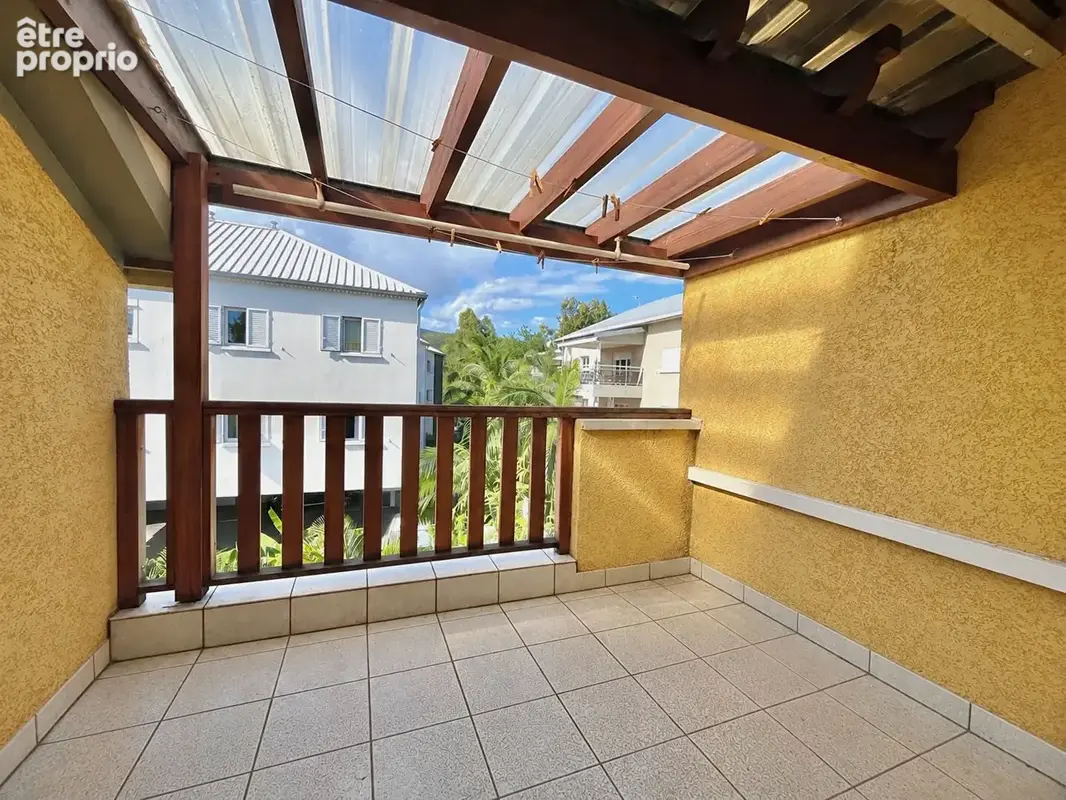 Appartement à L'ETANG-SALE