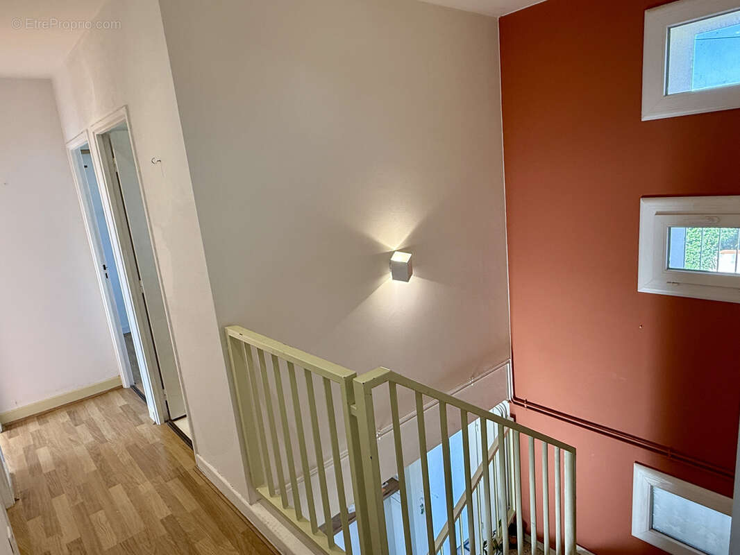 Maison à SAINT-JUERY