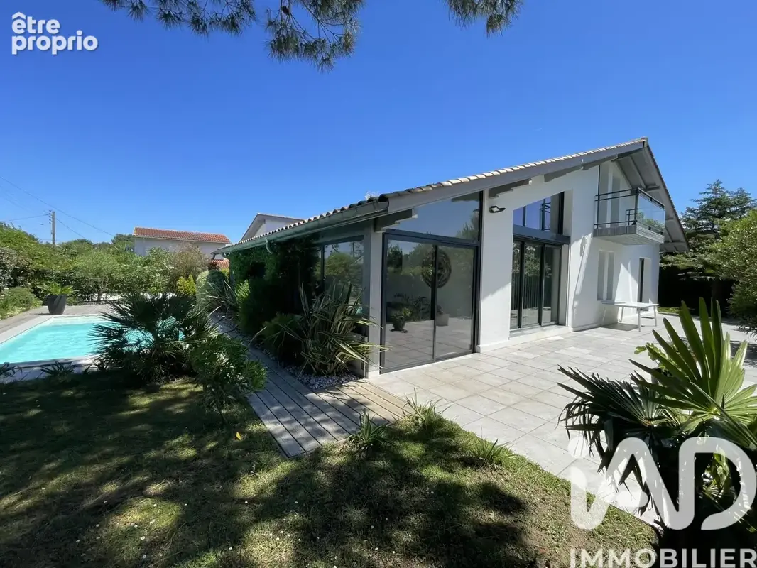 Photo 1 - Maison à ANGLET