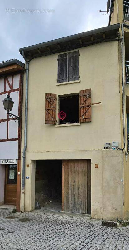Appartement à CARLA-BAYLE