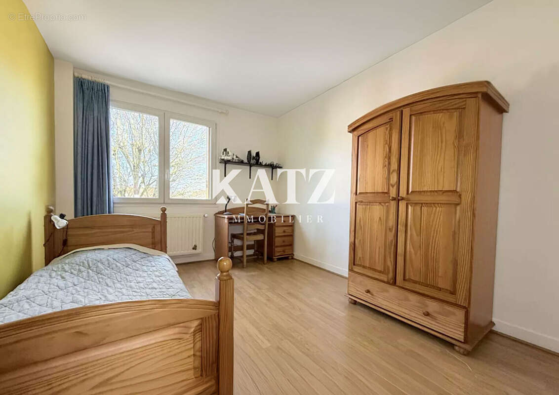 Appartement à RUEIL-MALMAISON