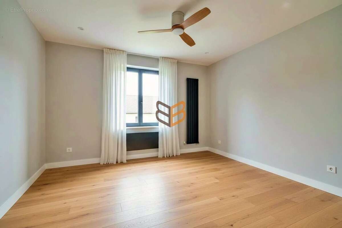 Maison à HUSSIGNY-GODBRANGE