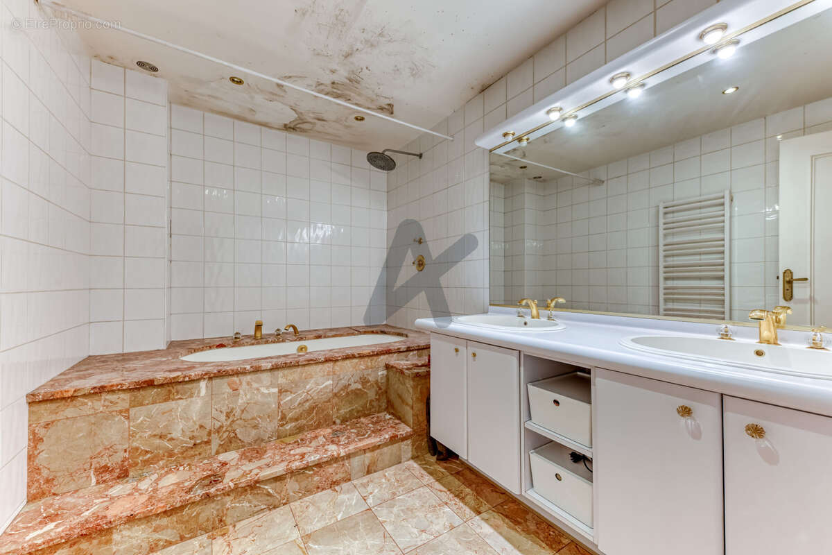 Appartement à LYON-6E