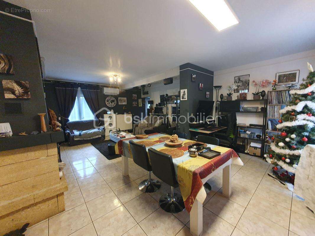 Maison à ESSIGNY-LE-GRAND