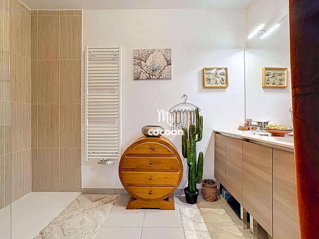 Appartement à CHARLY