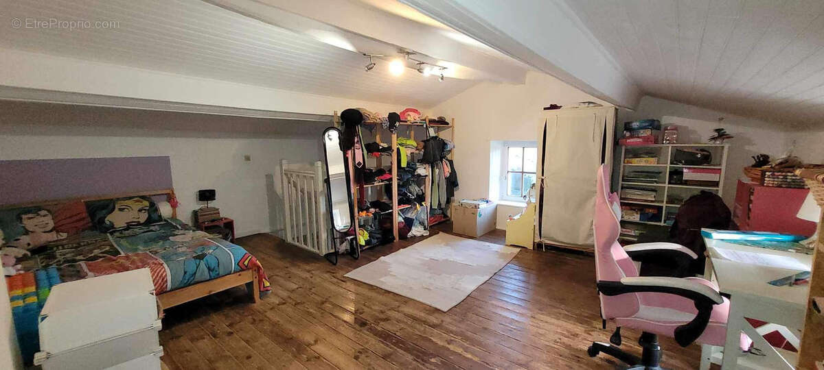 Maison à SAINT-FORT-SUR-GIRONDE