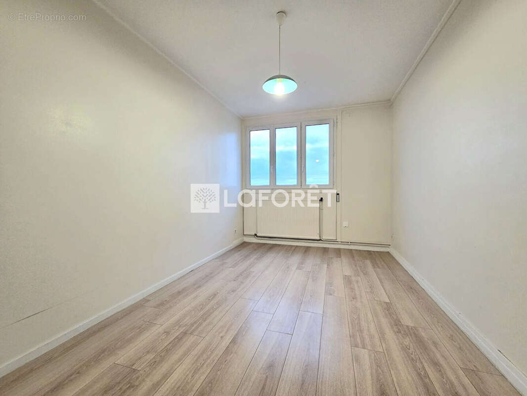 Appartement à PONTOISE
