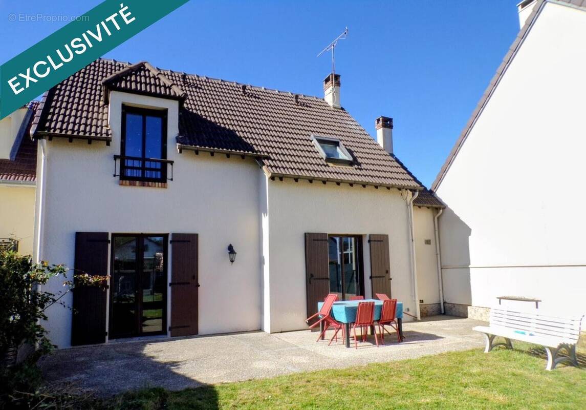 Photo 1 - Maison à BRUNOY