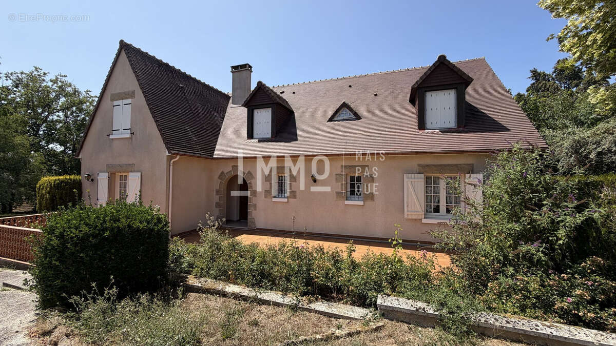 Maison à SAINT-CALAIS