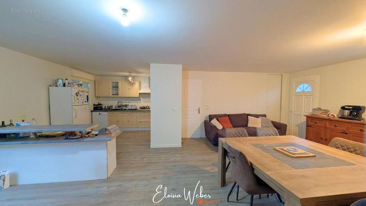 Photo 2 - Maison à JARZE