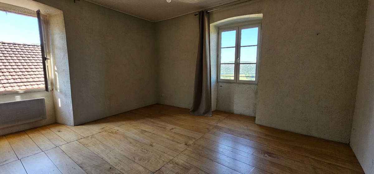 Maison de village Calvignac 5 pièce(s) 151 m2 - photo 6