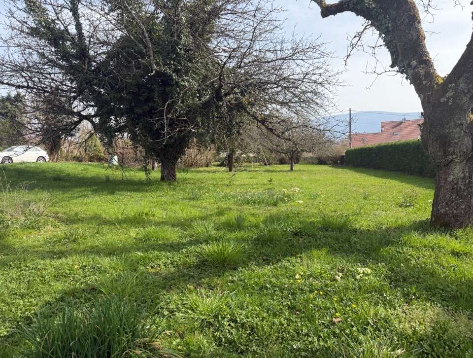 Terrain à LE PONT-DE-BEAUVOISIN