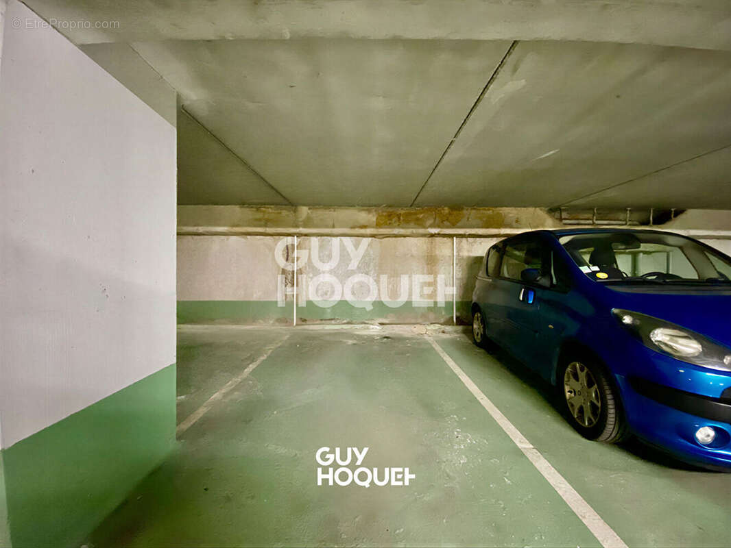 Parking à ISSY-LES-MOULINEAUX