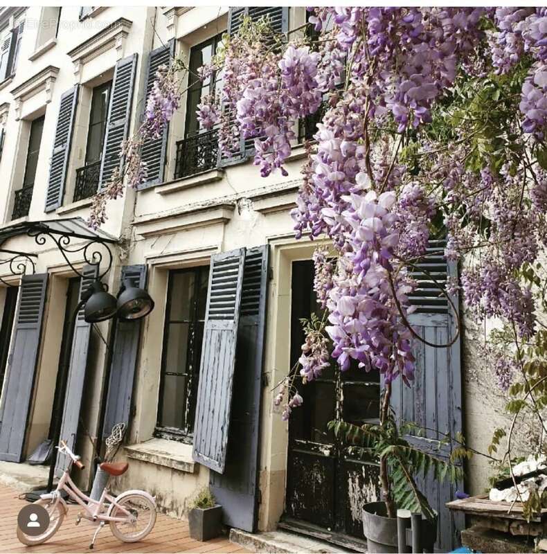 Maison à MONTMORENCY