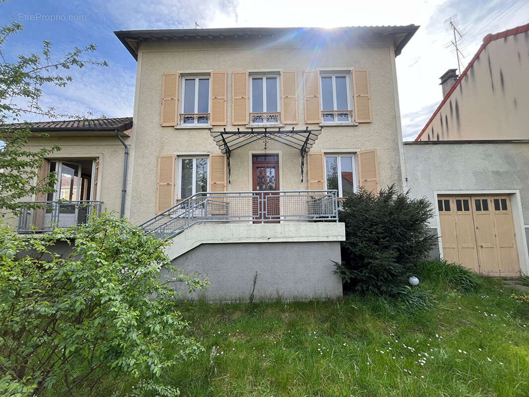 Maison à VILLEMOMBLE
